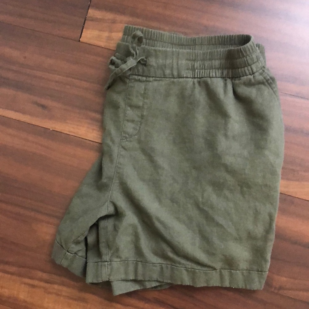 Old navy linen shorts
